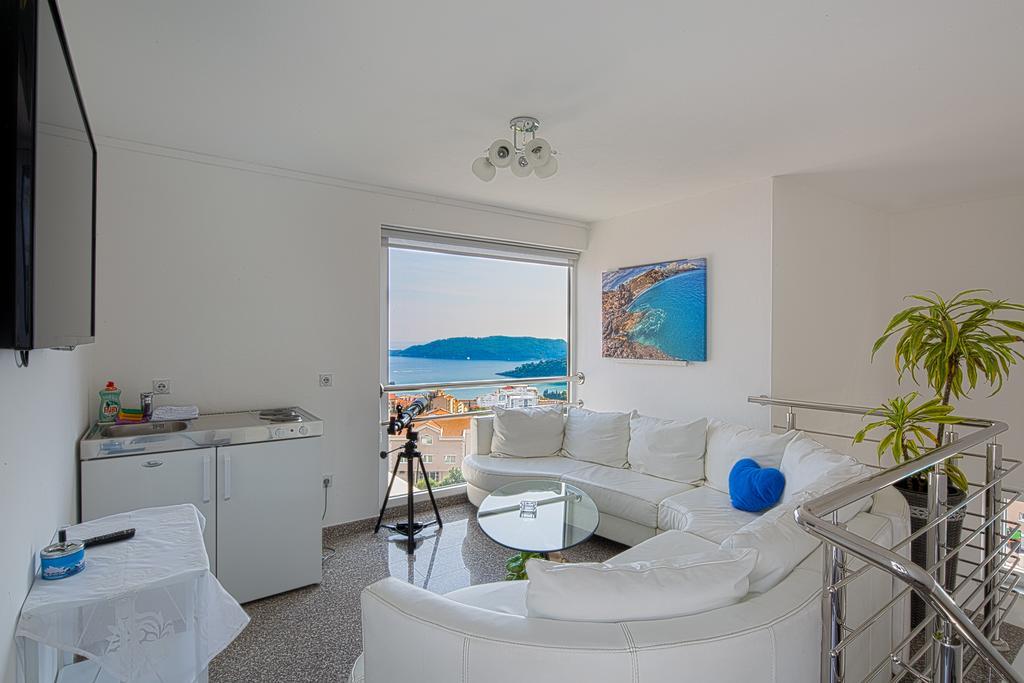 Montelux Apartment Budva